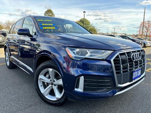 2022 Audi Q7 45 Premium Plus