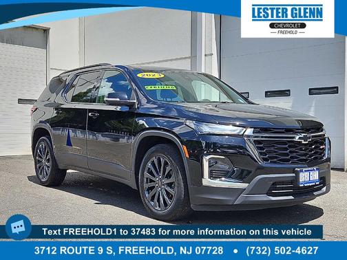 Mosaic Black Metallic 2023 Chevrolet Traverse RS