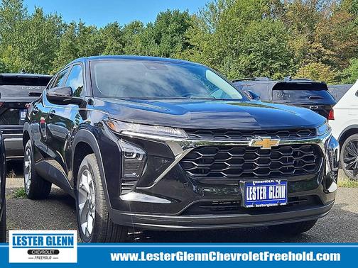 2025 Chevrolet Trax LS