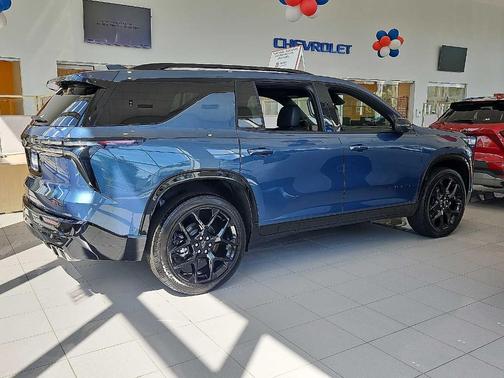 2025 Chevrolet Traverse RS