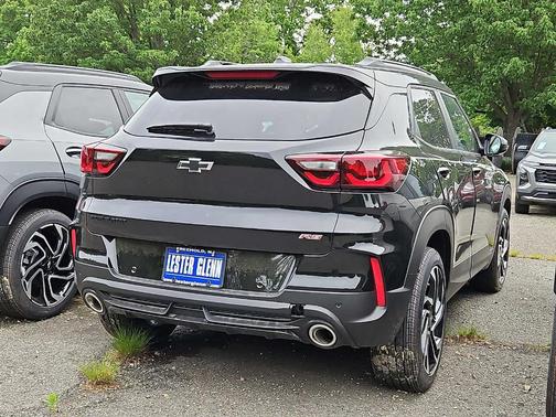 Mosaic Black Metallic 2026 Chevrolet Trailblazer RS