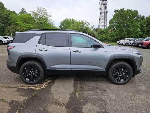 Sterling Gray Metallic 2026 Chevrolet Equinox LT