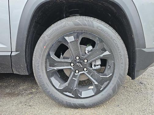 Sterling Gray Metallic 2026 Chevrolet Equinox LT