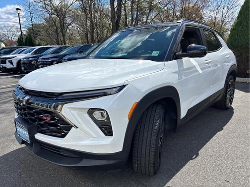 Summit White 2024 Chevrolet Trailblazer RS