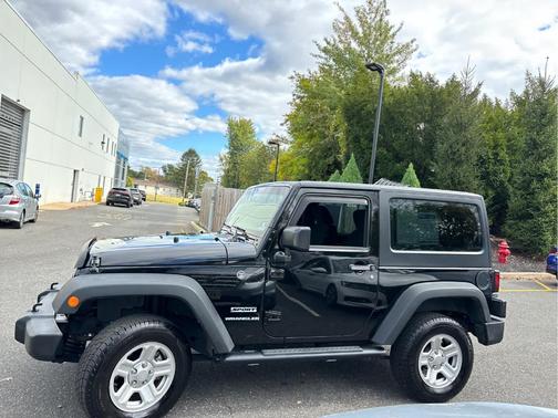 2017 Jeep Wrangler Sport
