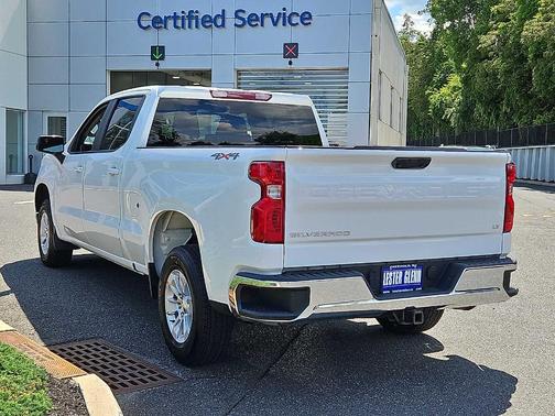 Summit White 2023 Chevrolet Silverado 1500 LT
