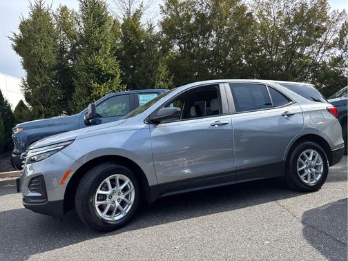 2024 Chevrolet Equinox LS