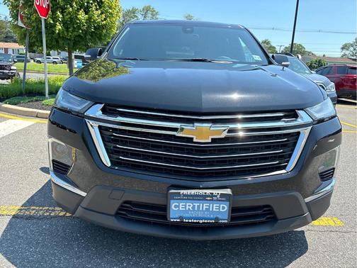 2022 Chevrolet Traverse LT Cloth