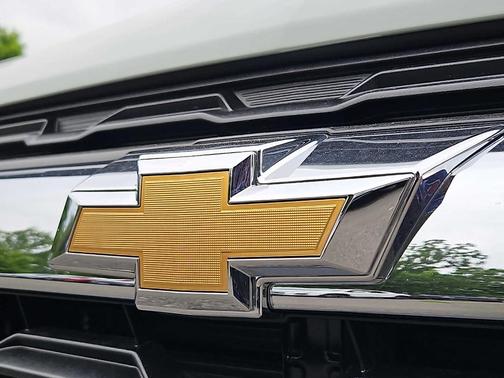 Green 2026 Chevrolet Trailblazer LS