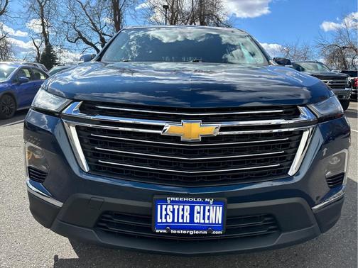 2022 Chevrolet Traverse LT Cloth