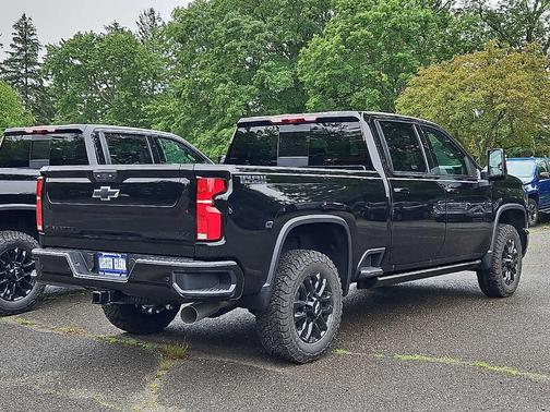 2025 Chevrolet Silverado 2500 LTZ