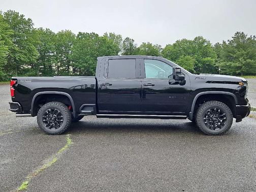 2025 Chevrolet Silverado 2500 LTZ