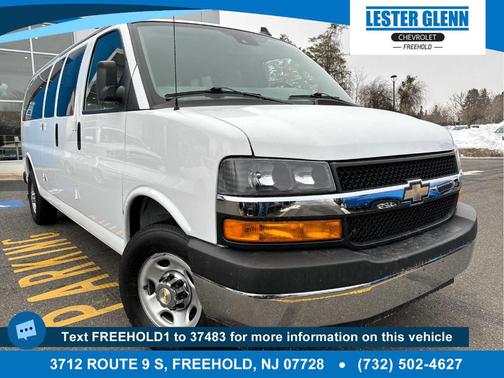 2025 Chevrolet Express 3500 LT