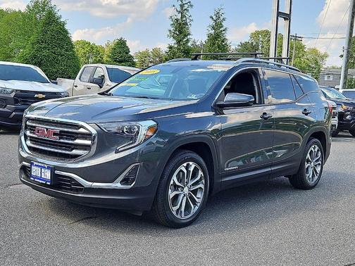 Graphite Gray Metallic 2018 GMC Terrain SLT