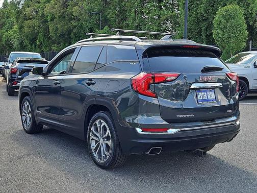 Graphite Gray Metallic 2018 GMC Terrain SLT