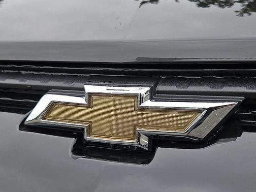 2026 Chevrolet Equinox EV LT 1