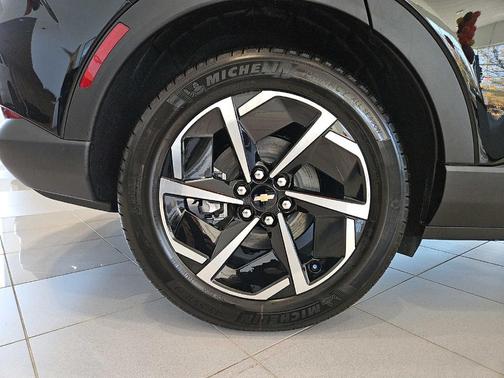 2026 Chevrolet Equinox EV LT 1