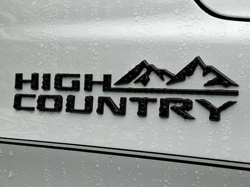 Polar White 2026 Chevrolet Tahoe High Country