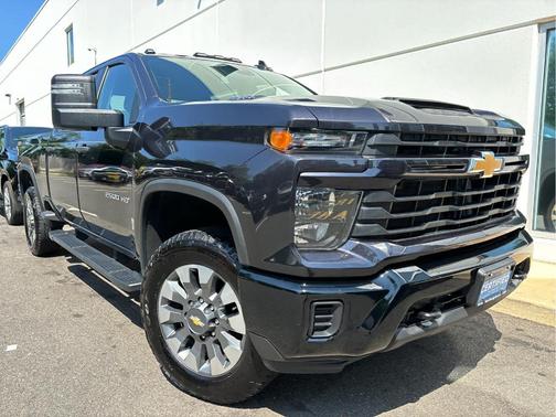 2024 Chevrolet Silverado 2500 Custom