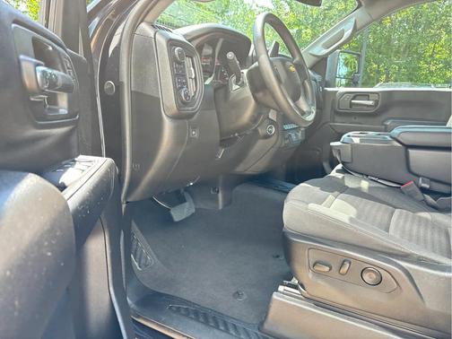 2024 Chevrolet Silverado 2500 Custom