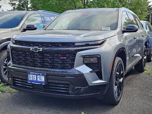 2025 Chevrolet Traverse RS