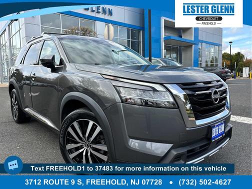 2023 Nissan Pathfinder Platinum