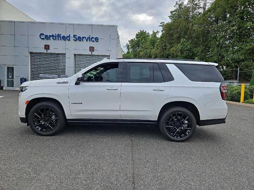 Summit White 2023 Chevrolet Tahoe High Country