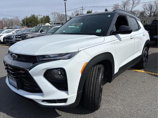 Summit White 2023 Chevrolet Trailblazer RS
