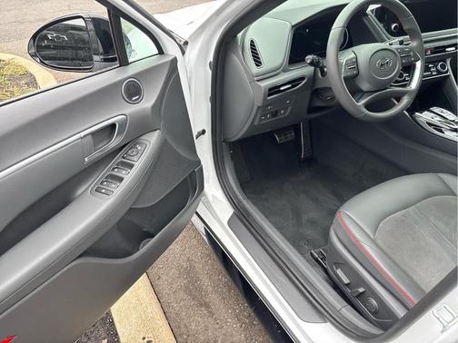 Quartz White 2021 Hyundai SONATA SEL Plus