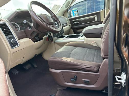 2014 RAM 1500 SLT