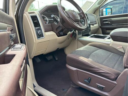 2014 RAM 1500 SLT
