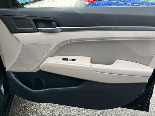 2019 Hyundai ELANTRA Value Edition