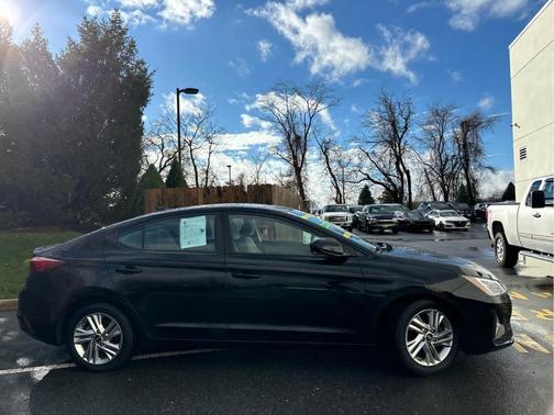 2019 Hyundai ELANTRA Value Edition