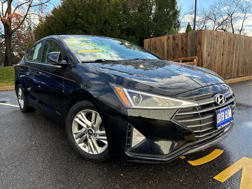2019 Hyundai ELANTRA Value Edition