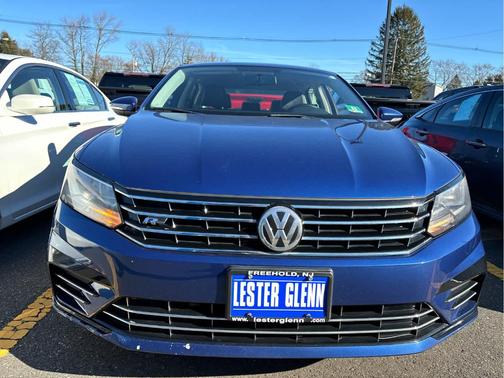 2017 Volkswagen Passat 1.8T R-Line