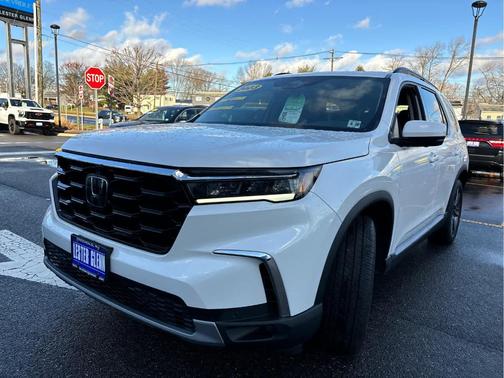 2023 Honda Pilot Elite