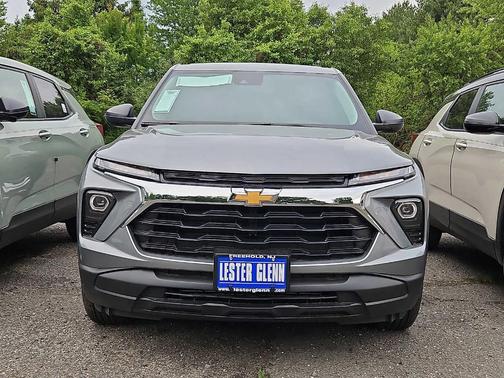Sterling Gray Metallic 2026 Chevrolet Trailblazer LS