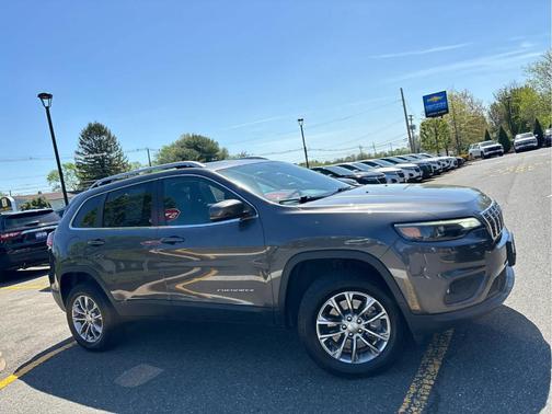 2019 Jeep Cherokee Latitude Plus