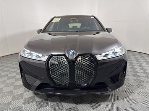 2025 BMW iX xDrive50