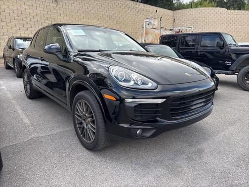 2017 Porsche Cayenne Base