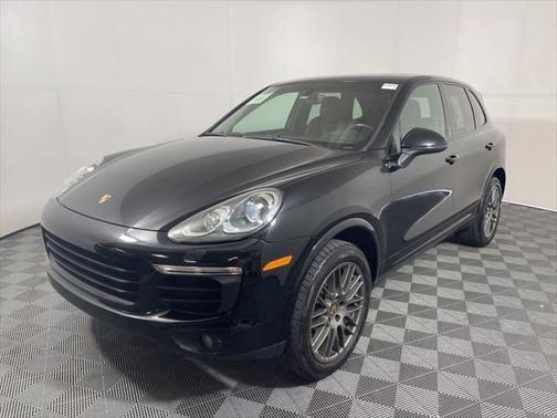 2017 Porsche Cayenne Base