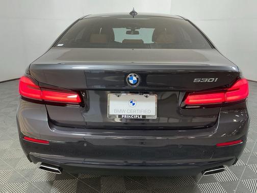 2023 BMW 530 i