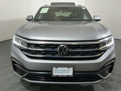 2020 Volkswagen Atlas Cross Sport 3.6L V6 SE w/Technology R-Line