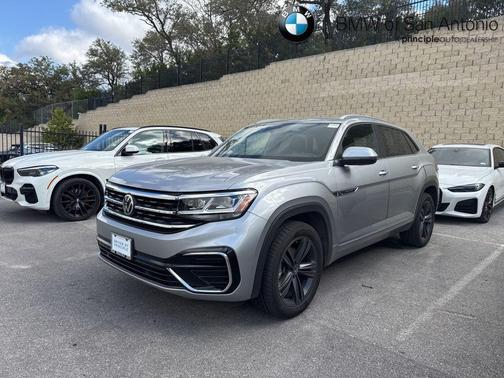 2020 Volkswagen Atlas Cross Sport 3.6L V6 SE w/Technology R-Line