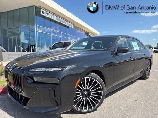 2025 BMW 760 i xDrive