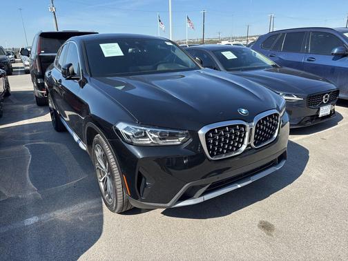 2022 BMW X4 xDrive30i
