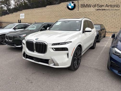 2024 BMW X7 xDrive40i