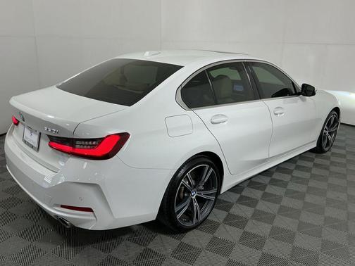 2024 BMW 330 i