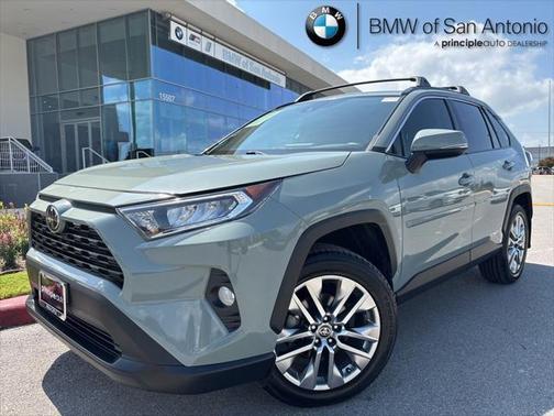 2021 Toyota RAV4 XLE Premium