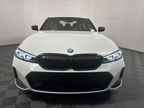 2025 BMW 330 i xDrive